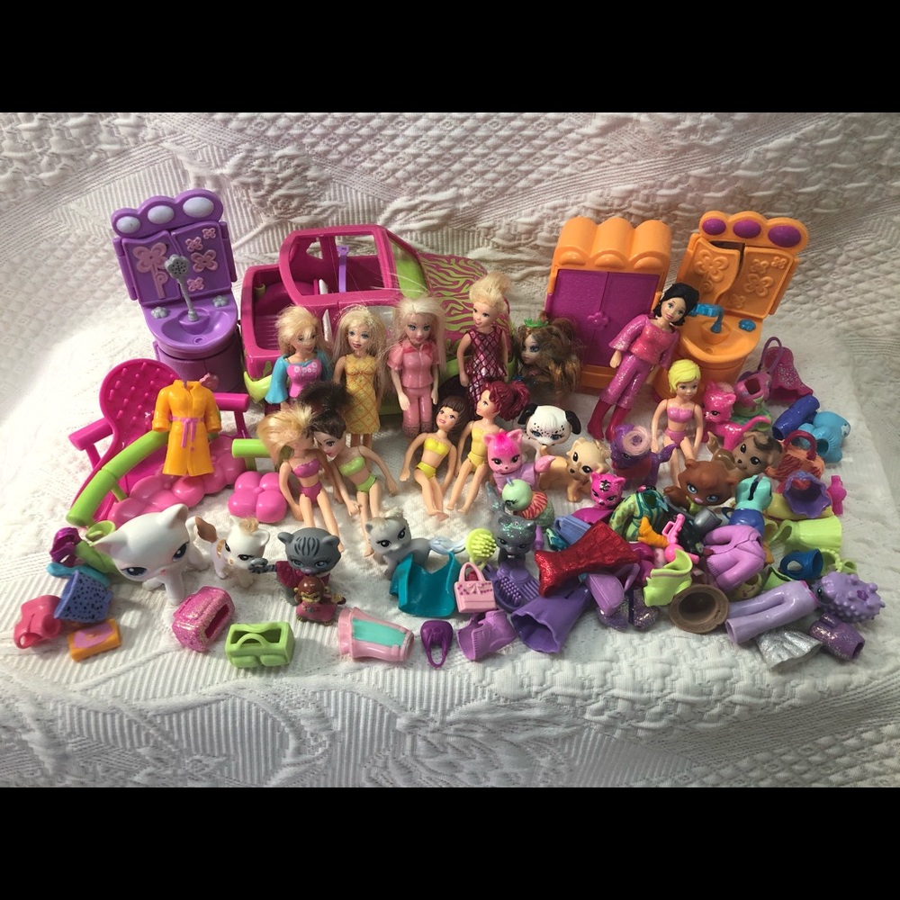 Lot of Polly Pockets